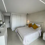 شقة Luxury Bonanza بينالماذينا